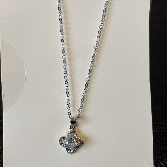 18” sterling silver necklace with Pendent New - Picture 14 of 16